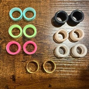 Colorful Silicone Ear Gauges Set (7pair/18-22mm)